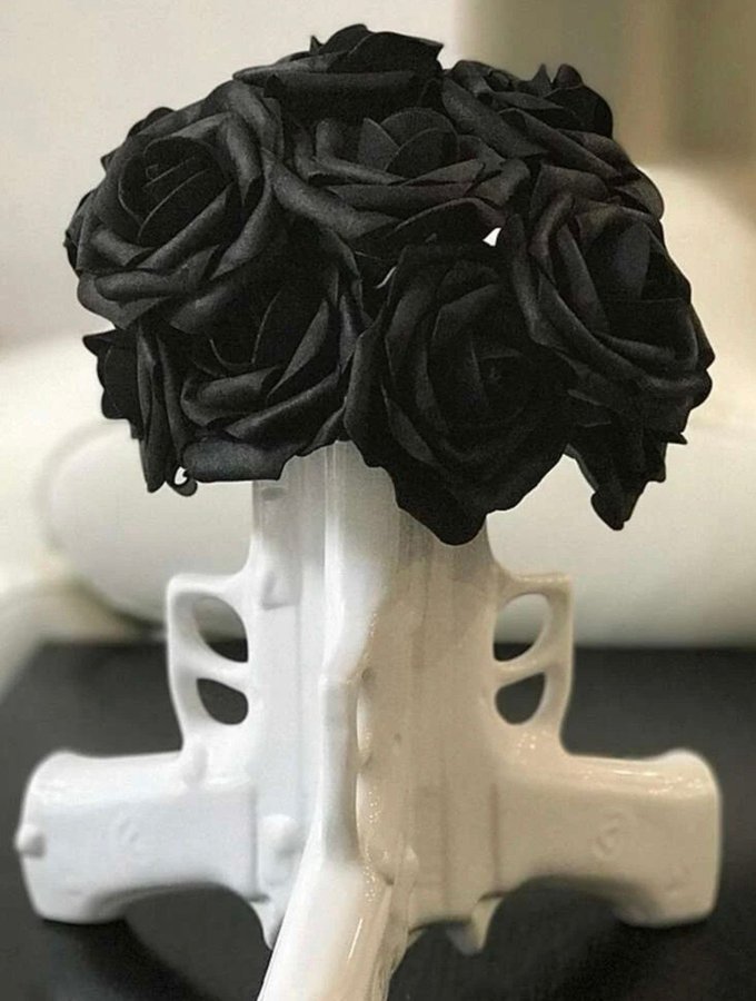 10 st NYA konstgjorda svarta rosor