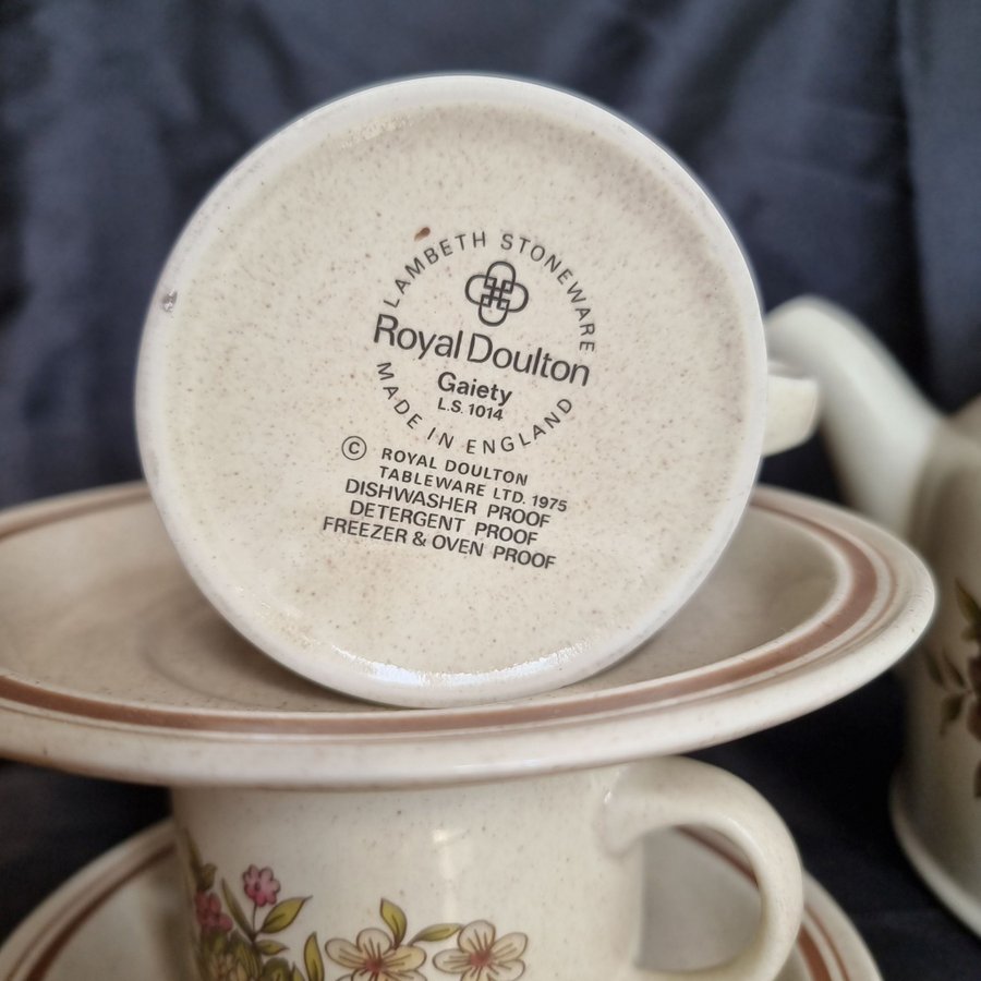 Teservis Royal Doulton Lambeth Stoneware