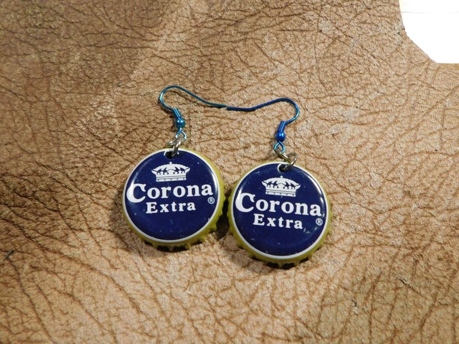 Corona Extra Örhängen Återbruk Örhängen Handarbete
