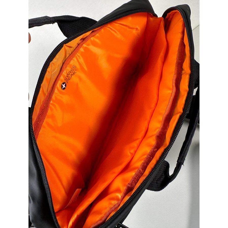 Väska Swiss Peak USB portfölj Bag Travel Case