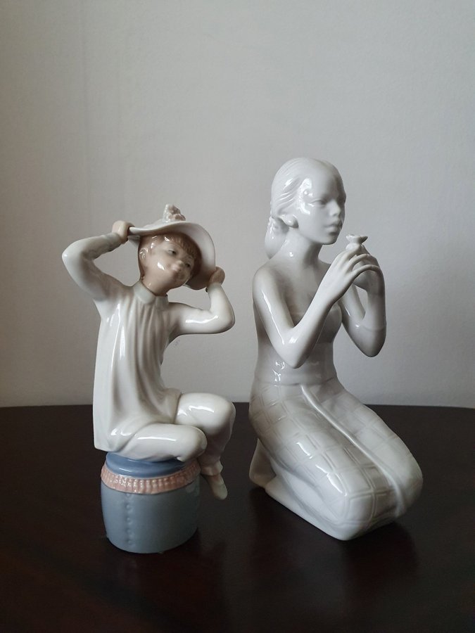 Lladro Sittande Flicka Spanien Figurin av Harald Solomon Rörstrand Stämplad