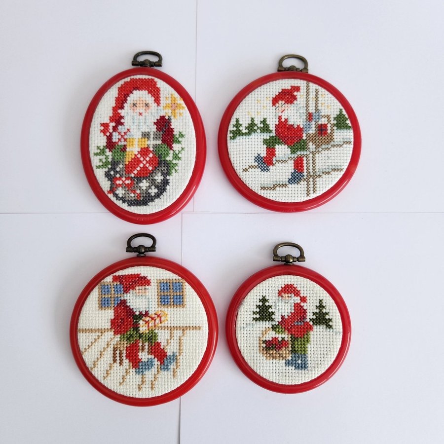 Needlepoint Christmas Ornaments Decorations 4 Miniature Red Framed