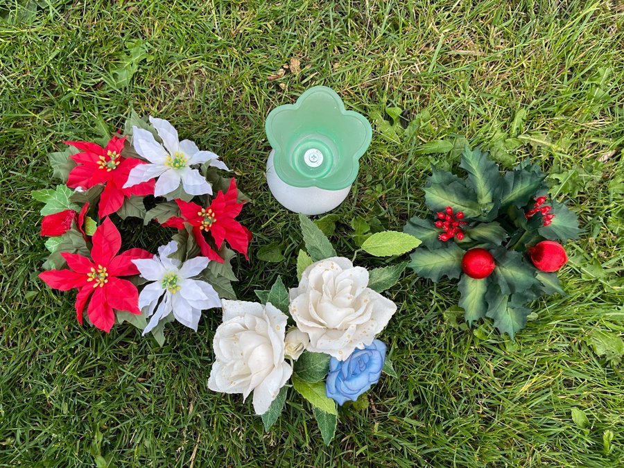 Jul Blomma ljuslykta ljushållare grön frostad glas metall 10cm 3 ljusmanschetter