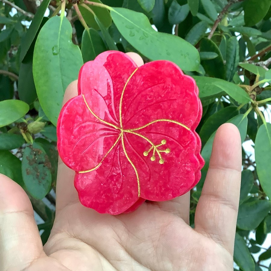 Ny Fransk Coucousuzette Hair Claw ”Hibiscus” Hårklamma Hårklo