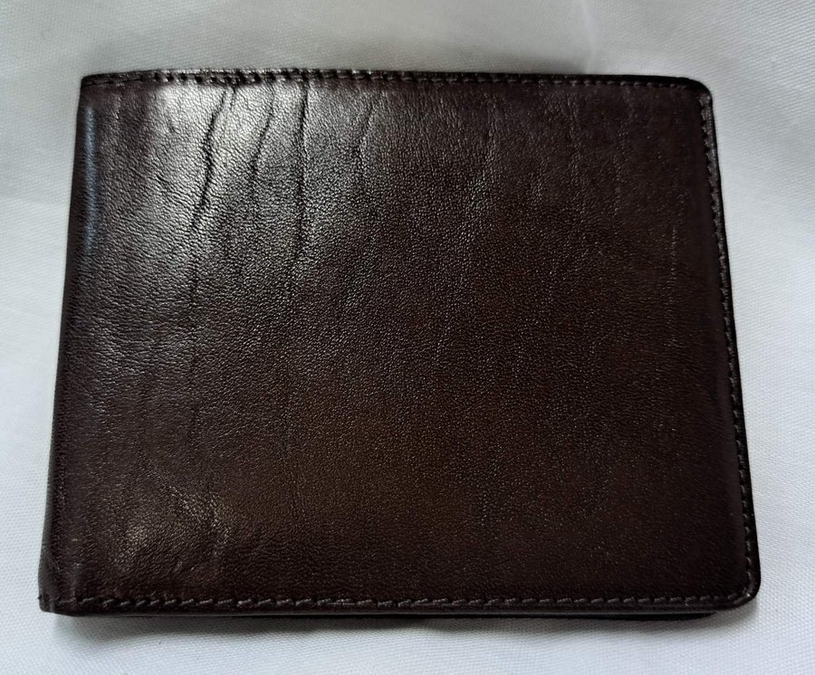 Dokumentplånbok i brunt läder / Brown leather document wallet