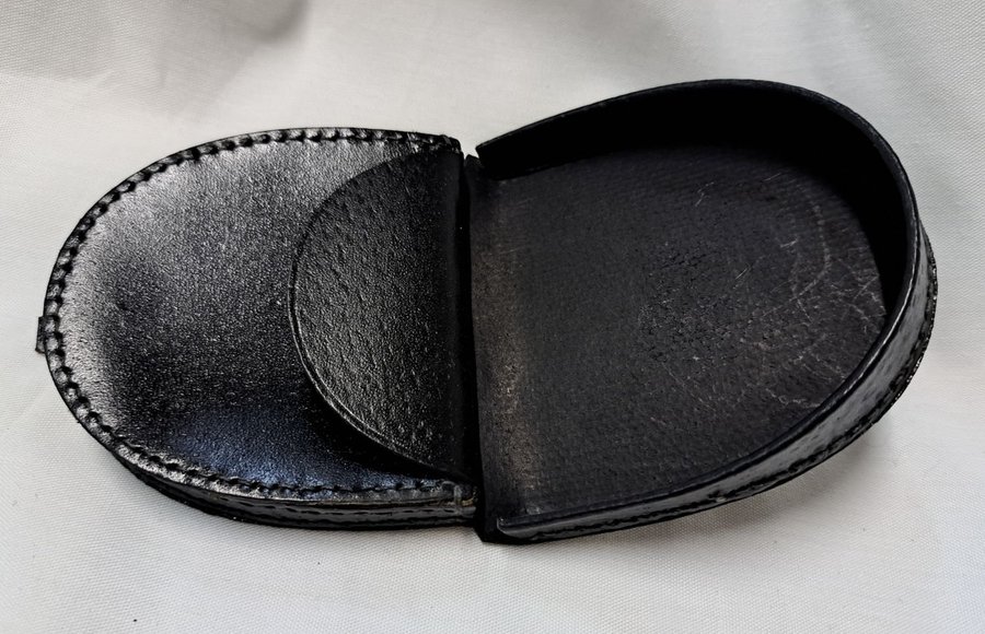 Vintage läderplånbok i svart läder / Black leather coin Wallet