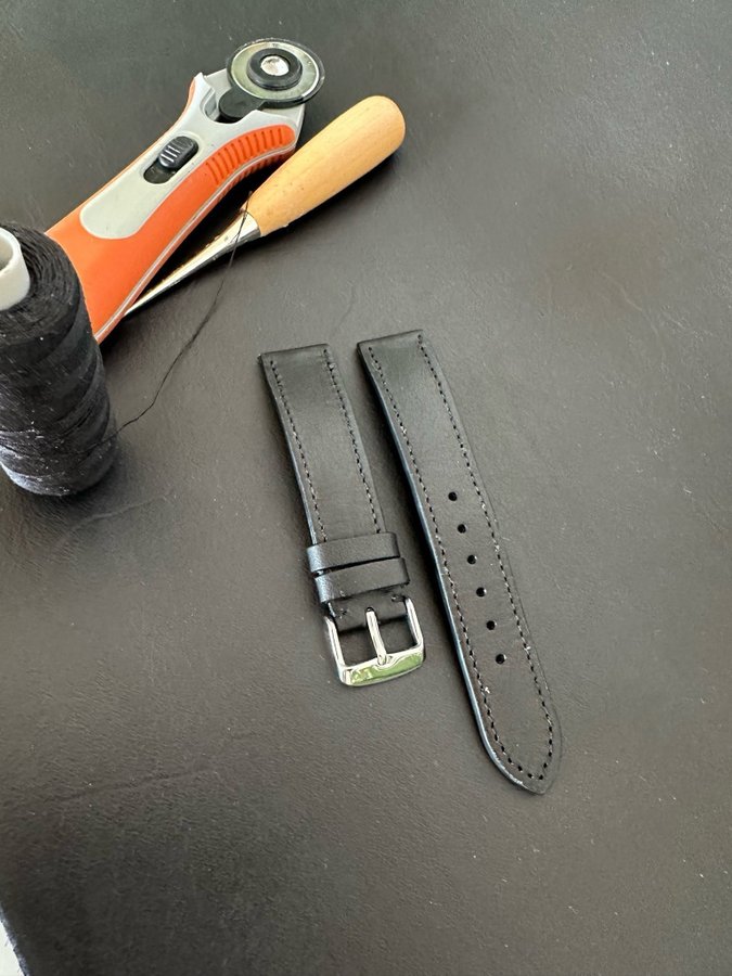 18mm Leather strap