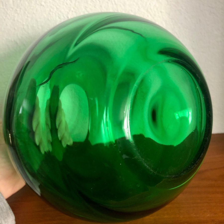 Funkis 30-tal stor grön Klotvas Kulvas troligt Eda glasbruk grönt glas Art Deco