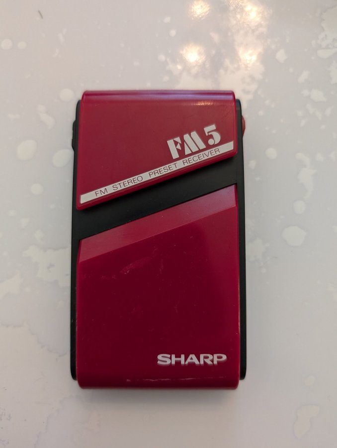 Sharp FM-5R FM-radio