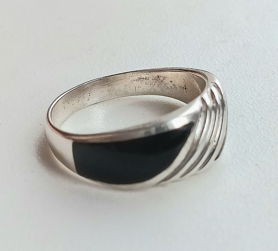 Mycket Vacker Ring Sterling Silver  Emalj 16¾mm Ø 31 Gram! Toppskick!!