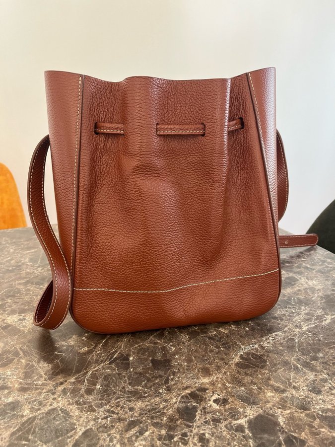 FLATTERED Bo Bucket leather cognac