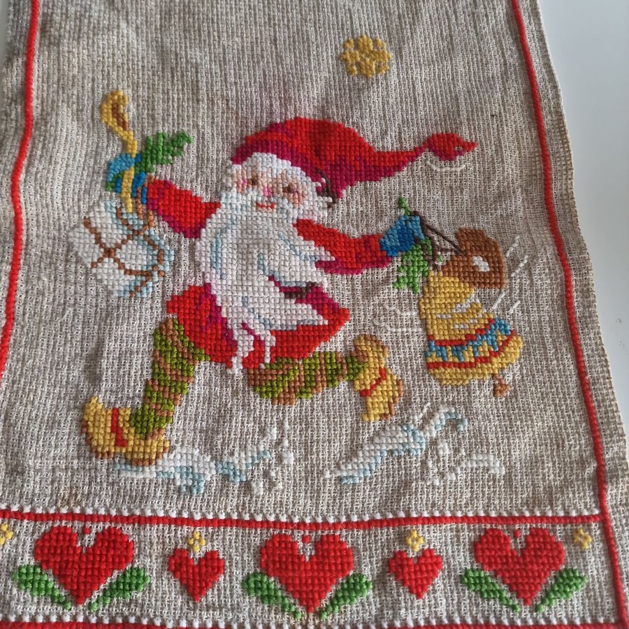 Julduk med tomtar broderi