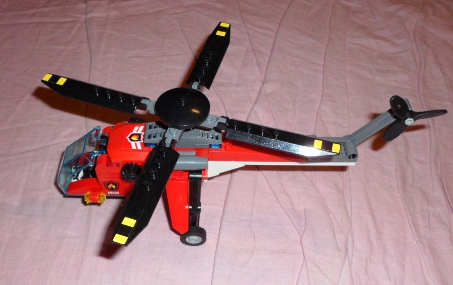 LEGO : Brandhelikopter / Heavy-Lift Cargo Helicopter