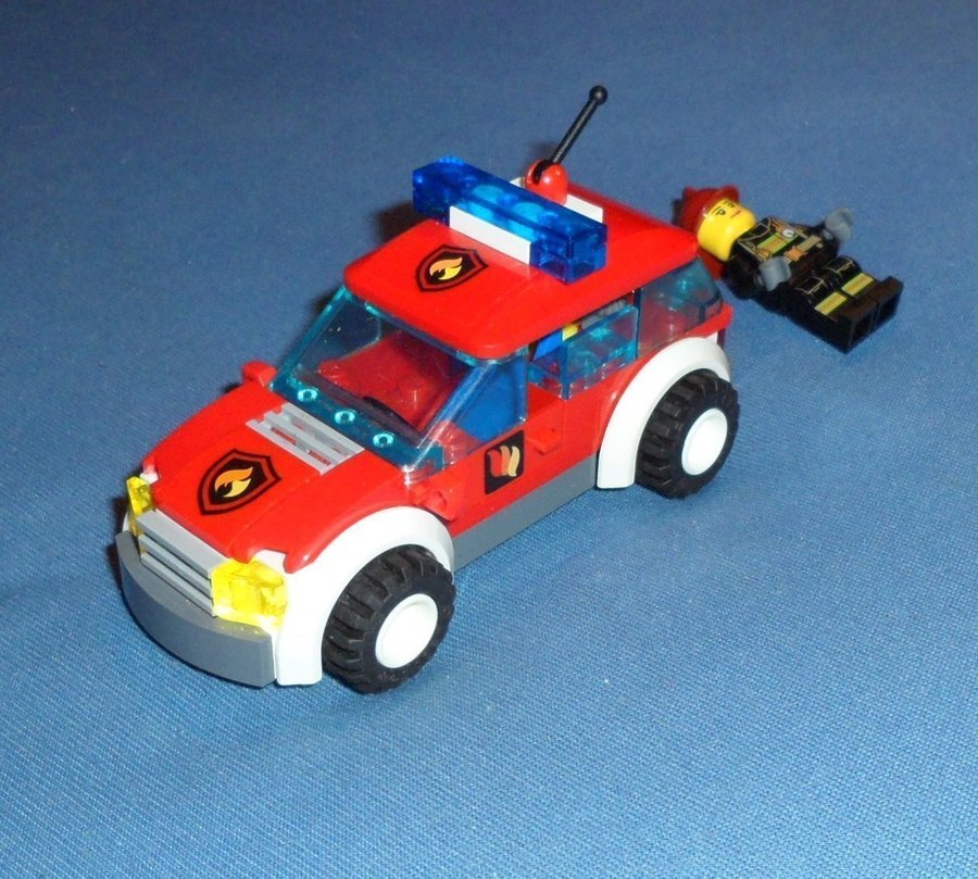 LEGO : Firecar #13