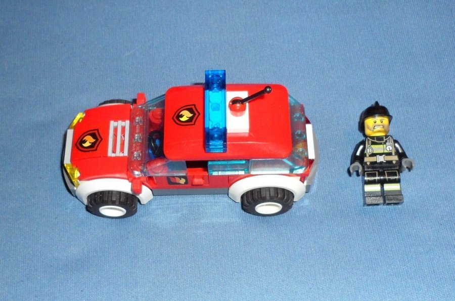 LEGO : Firecar #11