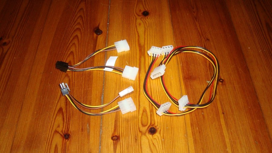 Adapter kabel övergång Molex till 6 pin PCI-E ström