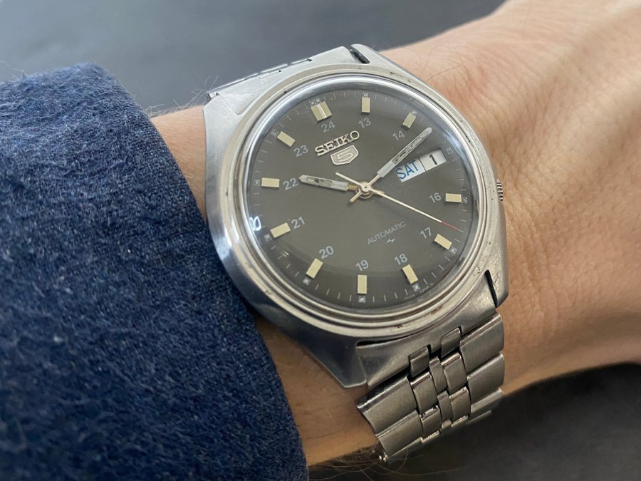 Vintage Seiko 5 Automatiskt Japansk Klocka - Herrur (1980/1990-tal)