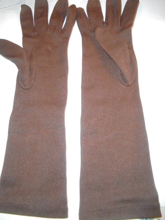 handskar bruna långa nylonhandskar vintage 50-tal