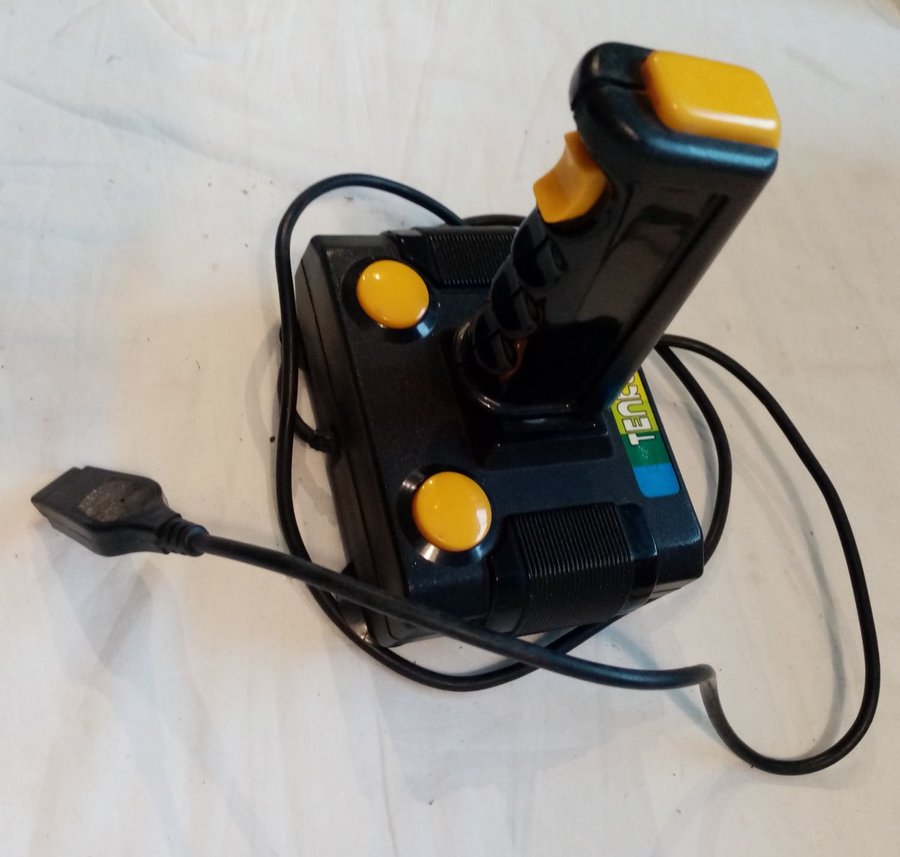 Tenkolek Joystick - Commodore 64/Amiga/Spectrum/Amstrad/Atari