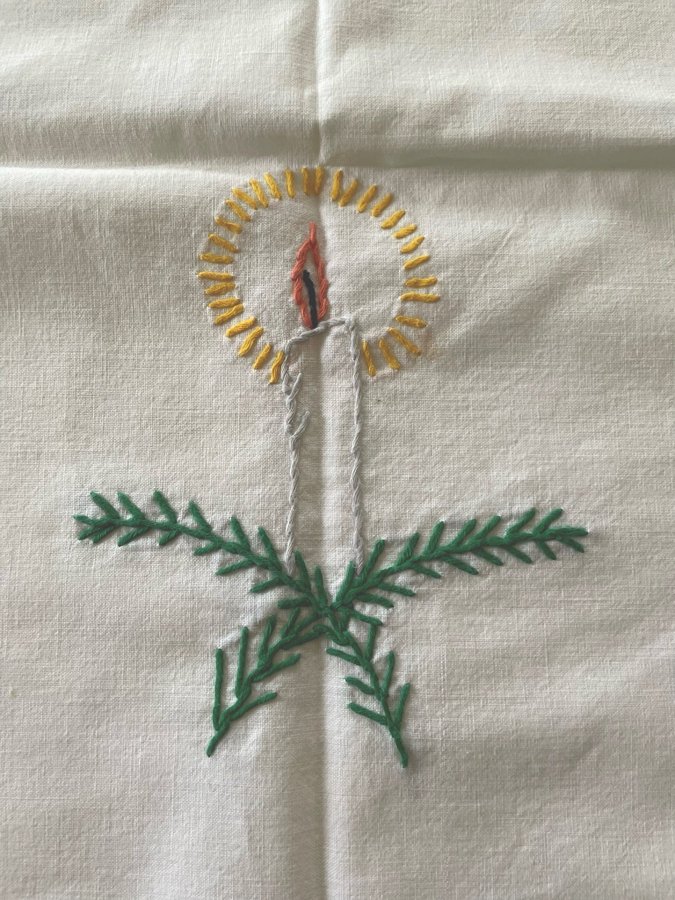 Stor julduk handbroderad äldre