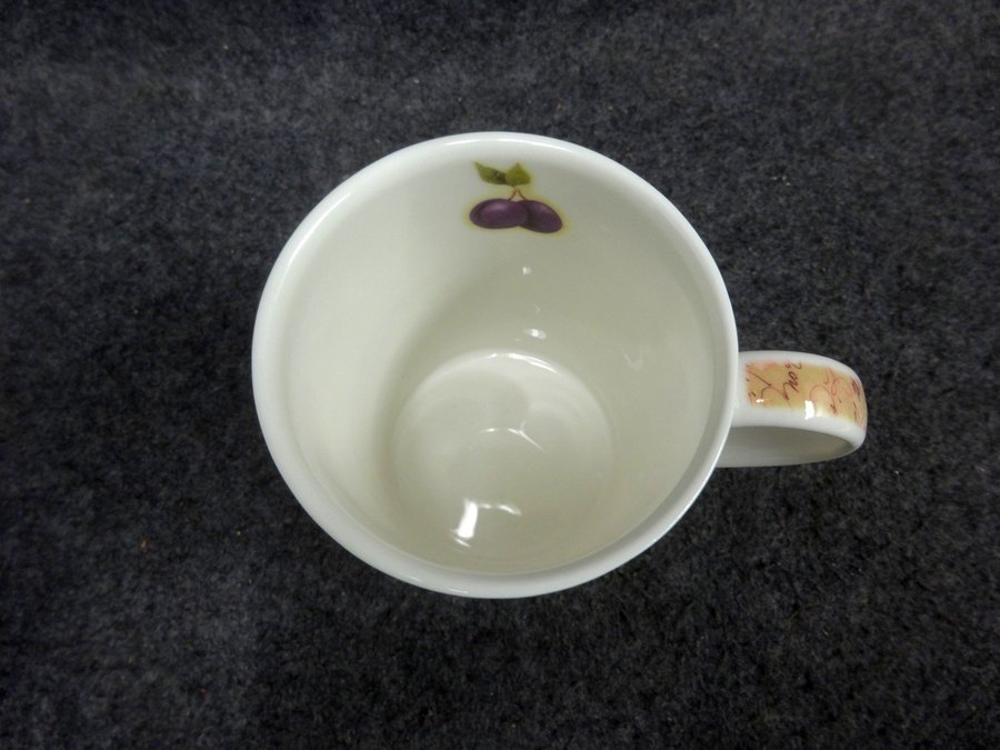 Wessex Collection Autumn Fruits Fine Bone China Mugg