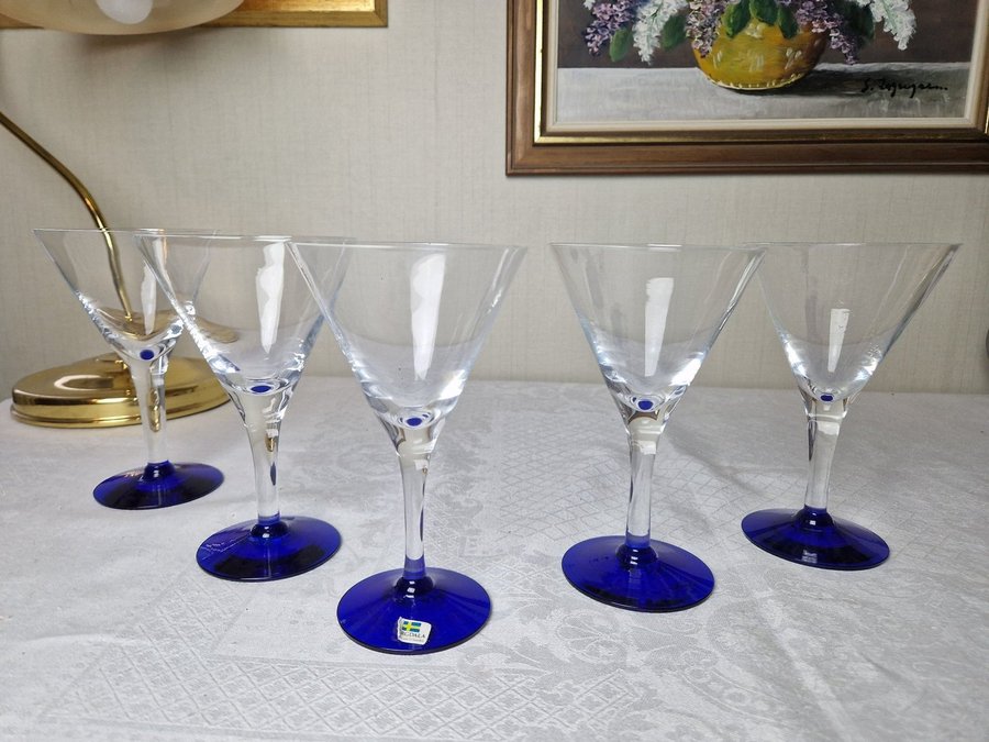 5 st Martini/ Cocktail champagneglas Glas BERGDALA GLASBRUK blå fot RETRO