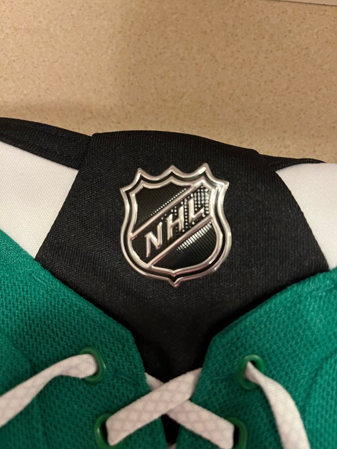 NHL tröja Dallas signerad