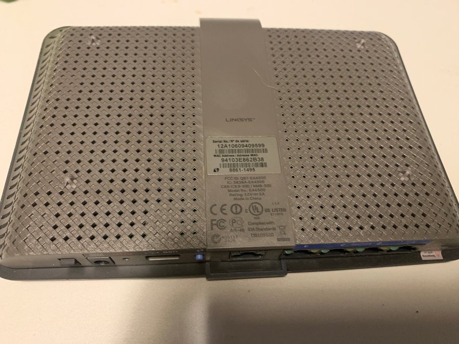 Cisco EA500 router