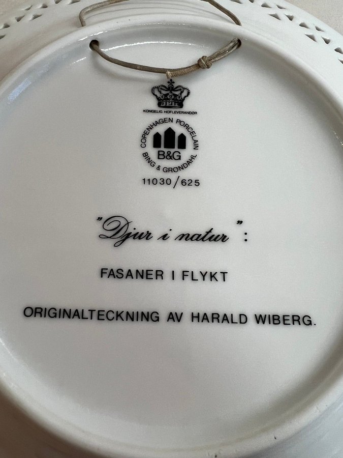 Harald Wiberg/BG tallrik Fasaner i flykt