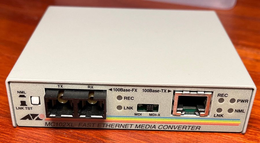 Mediakonverter för fiber 100base-FX till/från TP 100 mbit