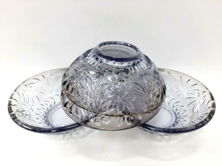 Four Vintage Pressed Purple Glass Dessert Bowls(22)