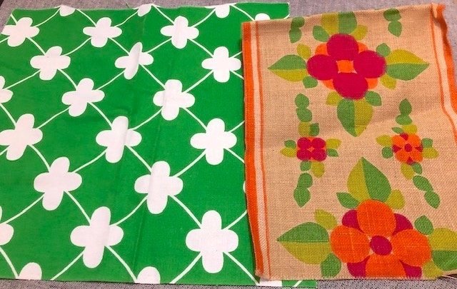 2 Små Tygstuvar - Retro Mönster 60/70-tal Blommigt Grönt + Löpare Orange