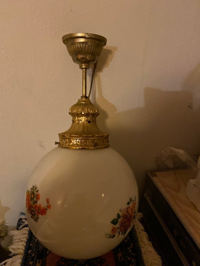 Vintage klottacklampa, glas/mässing, blommotiv Retro