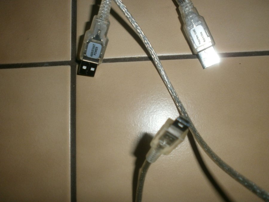 Usb kabel med 2 usb och 1 mini usb