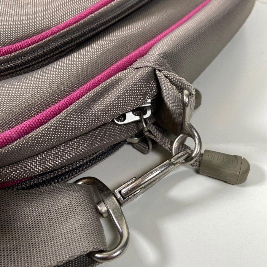 Esprit Dator Väska Grå/Rosa Laptop Case Carry-on Bag Axelremsveska