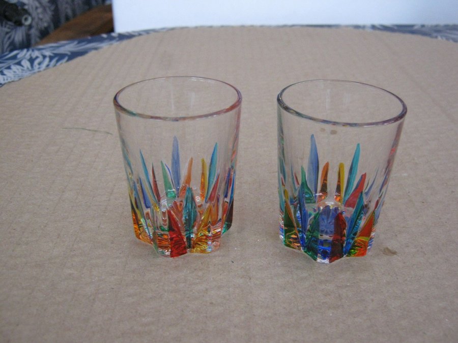 Glas - Snapsglas 2 st Med färgat glas