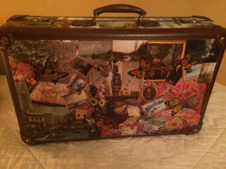 gammal resväska med bider fransk lantstil shabby skick inredning