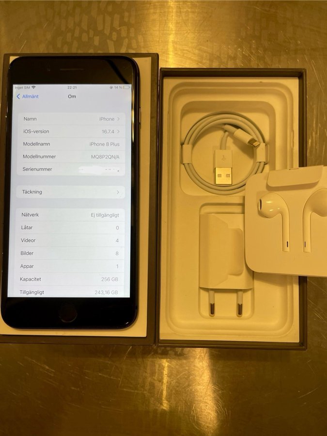 iPhone 8 Plus komplett -256GB svart