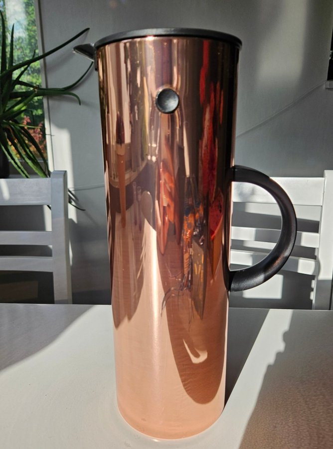 Stelton Termoskanna i koppar-/rosé färg