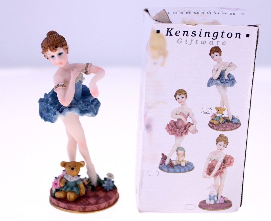 Kensington Giftware vintage handmade resin Ballerina ornament (Weight: 214g)