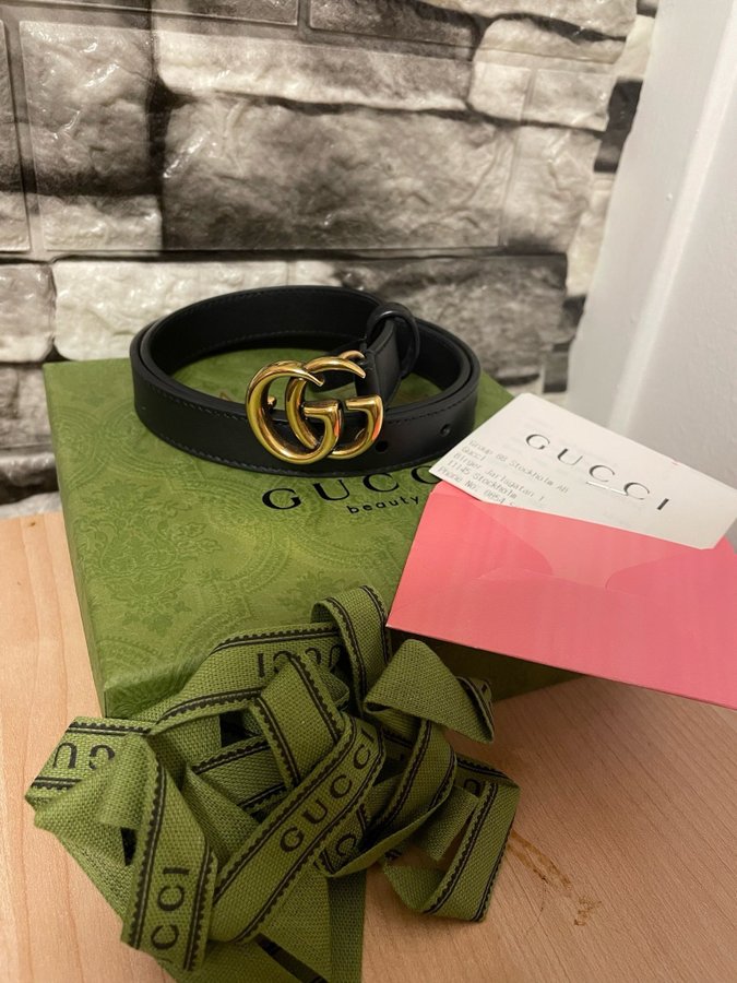 Gucci svart bälte, storlek 70-25