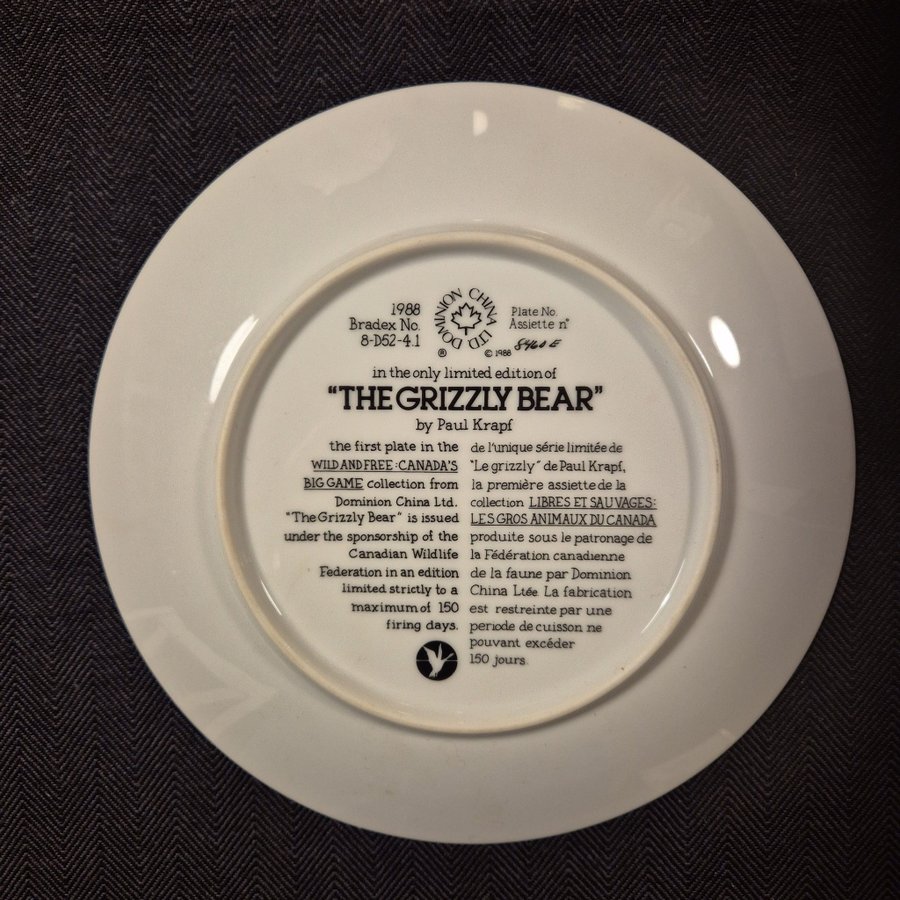 Samlartallrik. Wild And Free - Canadas Big Game. The Grizzly Bear. Ltd Ed. Mint.