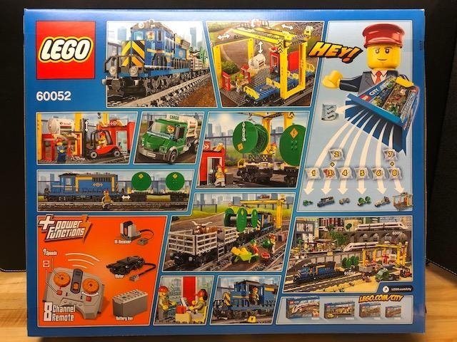 LEGO City 60052 "Cargo Train" - tåg från 2014 oöppnad / förseglad!