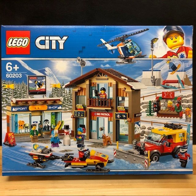 LEGO City 60203 "Skidresort" - från 2019 oöppnad / förseglad!