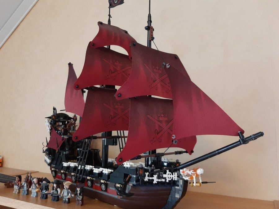 100% Komplett | LEGO Pirates of the Caribbean | Queen Anne's Revenge 4195