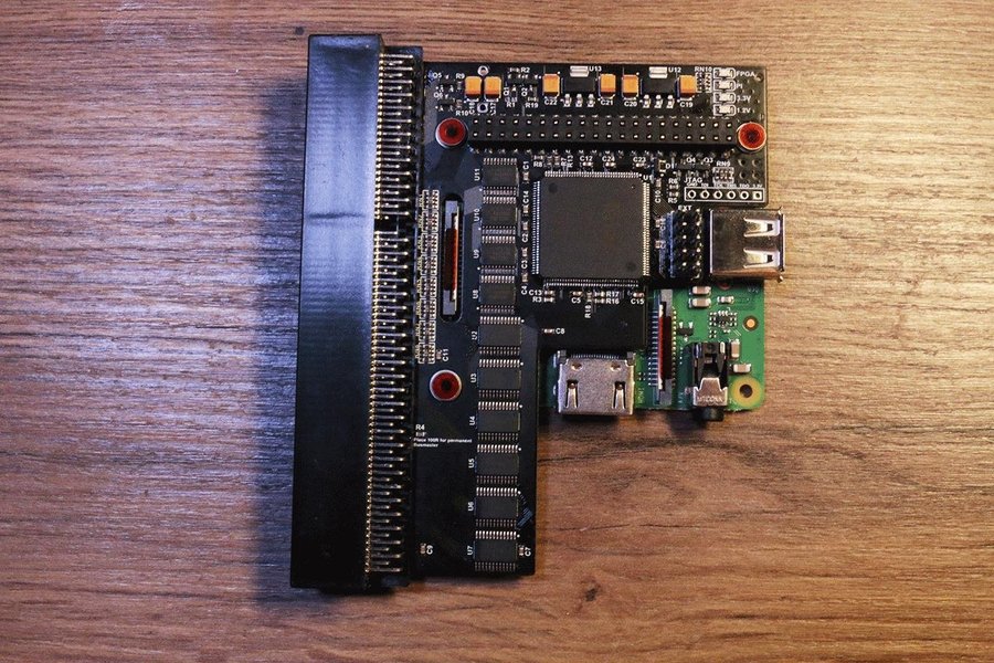 SVART Pistorm32-Lite för A1200 inkl thermal pad + 3d printad GPIO prot1200 amiga