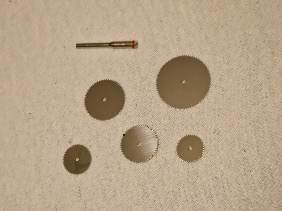 6 ( 5 blad 1 hållare )Stycken Minicirkelsågblad för kapning av trä och plast mm