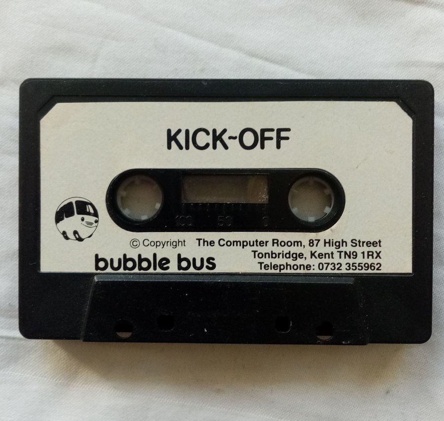 Kick-Off (Bubble Bus - The Computer Room) - Lös Tape - Commodore 64/C64 Spel