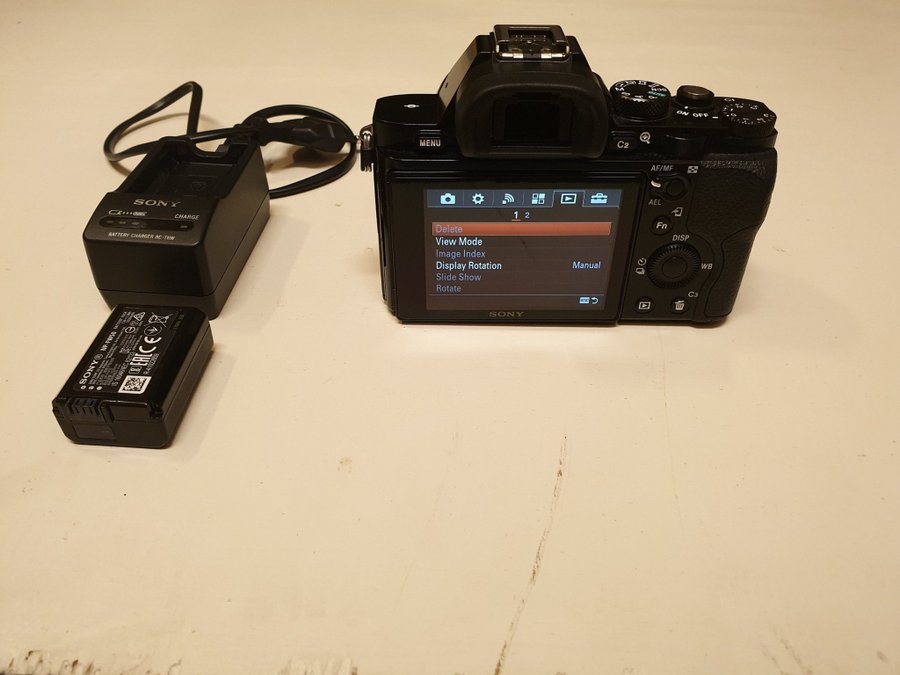 Kamerahus Sony A7S med Sony Objektiv modell: SEL1855 35-56/18-55