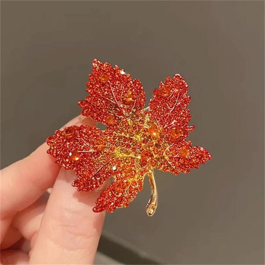 Elegant brosch röd lönnblad smycken höstlöv brooch maple trendiga smycken